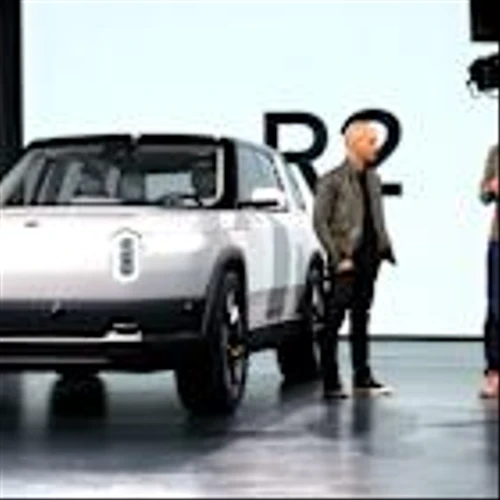 Rivian Automotive (NASDAQ: RIVN) Stock Price Prediction for 2025: Where Will It Be in 1 Year (Oct 29)