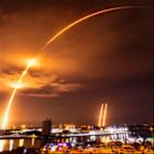 SpaceX Agrees to Buy Wireless Airwaves in $17 Billion Deal