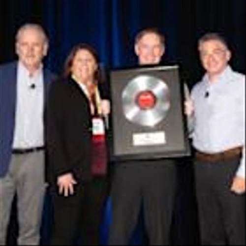 Centralized Supply Chain Services, LLC (CSCS®) and Applebee’s and IHOP Recognize their Supplier Partners of the Year at their respective annual Franchise Meetings