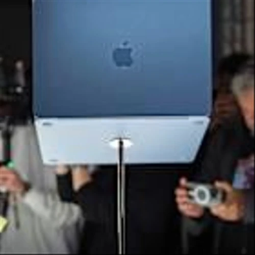 Apple Stock Has Been Weak This Year. Why Analysts Think Better Times Are Ahead.