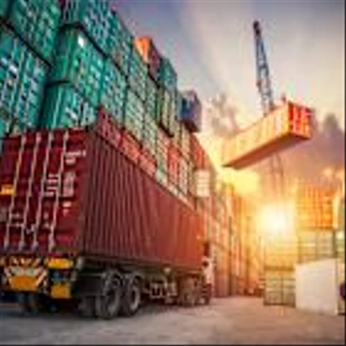 Full Truck Alliance Hikes Service Fees, Warns of Short-Term Pain as JPMorgan Downgrades