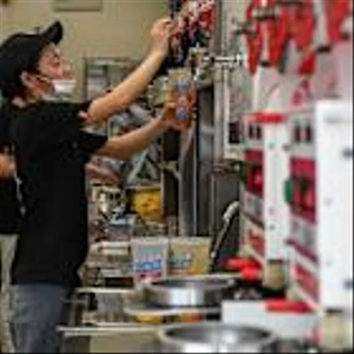 Chinese Bubble Tea Stocks Rise as Food-Delivery Platforms Brew Up Discount War