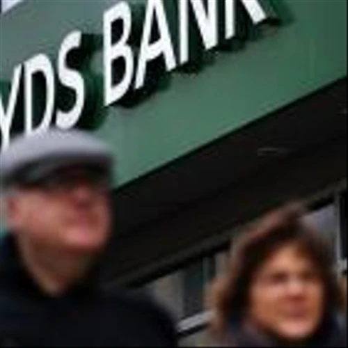 Lloyds Bank to axe 1,600 jobs across branches