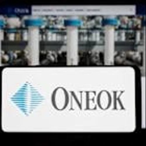 ONEOK Stock: Is Wall Street Bullish or Bearish?