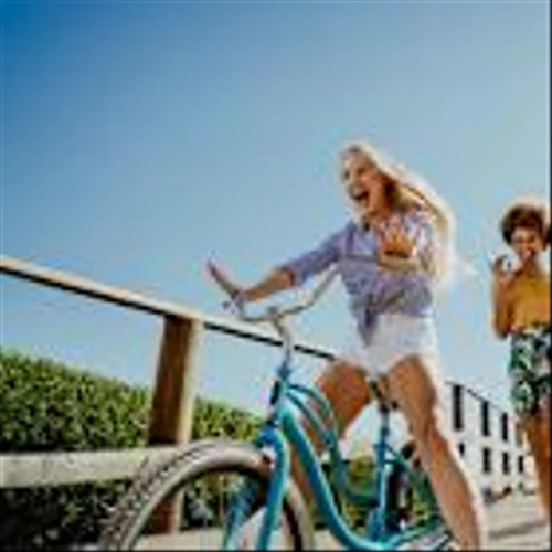 Long Distance Besties? Days Inn by Wyndham Will Pay You $10K to Reunite and Create Travel Content