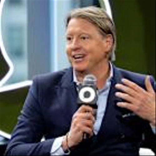 Inside the Frantic Push to Reverse Verizon’s Decline