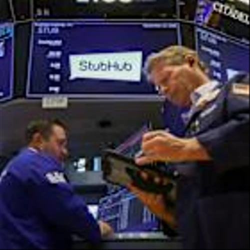 Ticketing Platform StubHub Falls 6.4% After $800 Million IPO