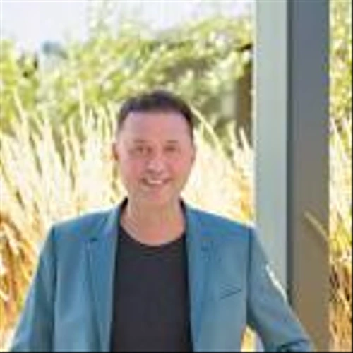 JOE VELASCO GROUP MAKES MOVE TO COLDWELL BANKER REALTY