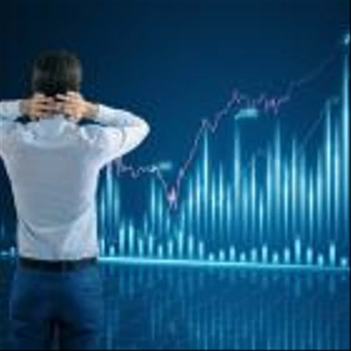 Humana (HUM) Q4 Earnings Miss on Higher Costs, '25 Target Pulled