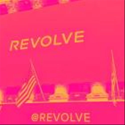 Online Retail Stocks Q1 Recap: Benchmarking Revolve (NYSE:RVLV)