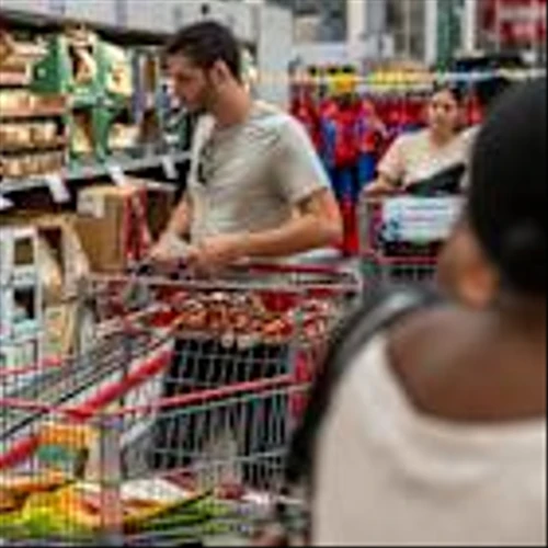 Americans are demanding refunds from the $180 billion in tariffs they paid for, and they’re suing companies like Costco to make it happen