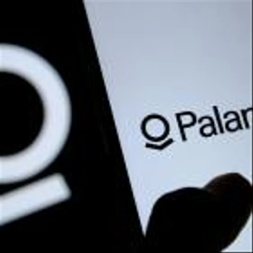 Palantir, JPMorgan Chase Lead Five Stocks Near Buy Points