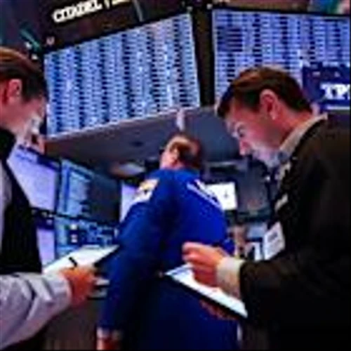Morgan Stanley makes bold S&P 500 projection as U.S. dollar weakens