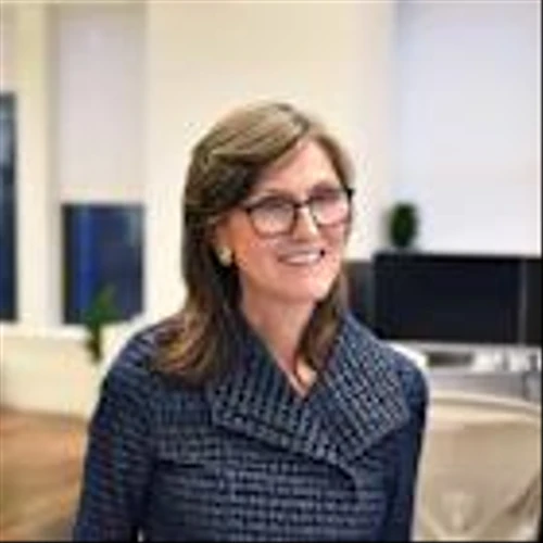 Uh Oh !! Cathie Wood Predicts “Reality Check” (Sell-off) – 5 High-Yield Dividend Safety Stocks