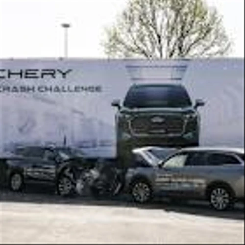 Spectacle in South Africa: Two Chery TIGGO9 Models Collide Head-On, Showing Flawless Safety Performance