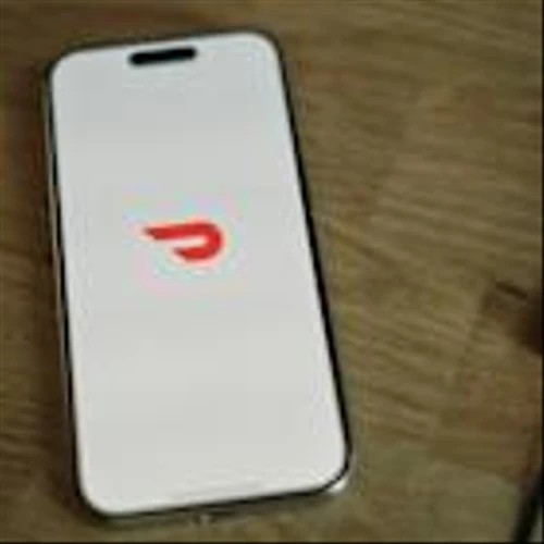 Oppenheimer Hikes DoorDash (DASH) Price Target on Earnings Growth Prospects