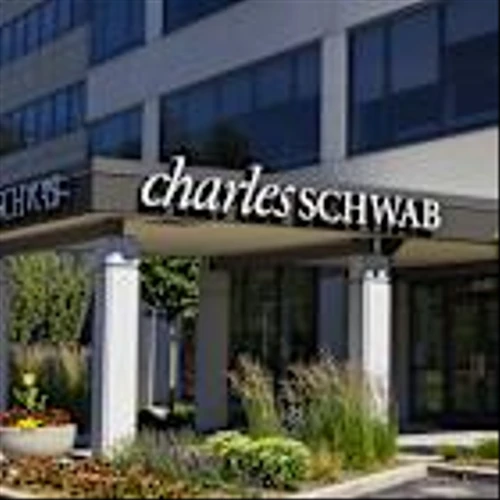 Truist Raises Charles Schwab Price Target Amid May Performance Slowdown
