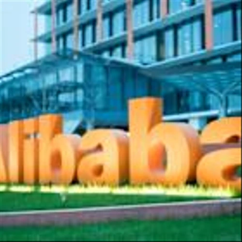Alibaba Drops 7%: Deep Value or Value Trap? Investors Can’t Agree