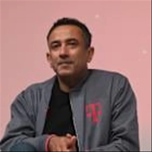 T-Mobile's incoming CEO: AT&T is taking potshots because it's 'under pressure'