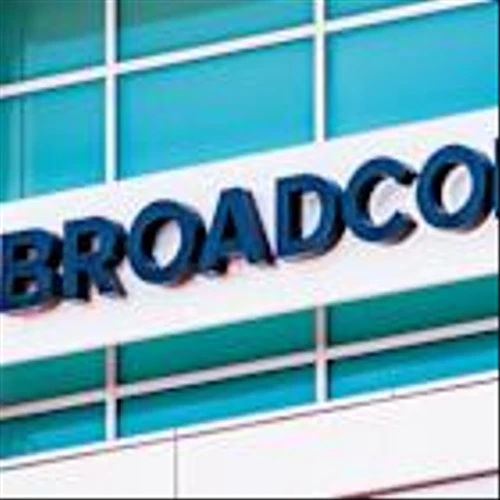 How To Earn $500 A Month From Broadcom Stock Ahead Of Q3 Earnings