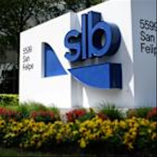 Can Energy’s Strength Continue Into Year End? What the Charts Say About 3 Stocks.