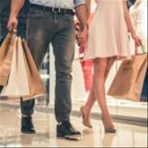 Here's Why Gap (GPS) Stock Appears a Promising Pick Now