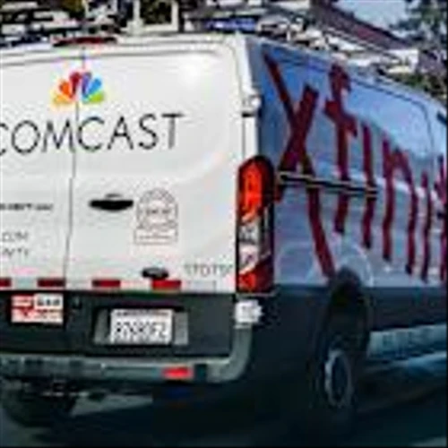 Comcast takes drastic action as customers rapidly cut service