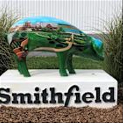 Canada resumes imports from biggest US pork plant run by Smithfield Foods