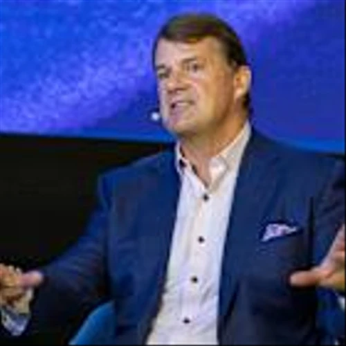 ‘I don’t know why I need to go to college’: Ford CEO says his Gen Z son worked as a mechanic and wondered if the 4-year degree was still worth it