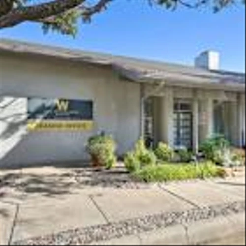 Clover Capital Partners Acquires The Woodlands of Plano