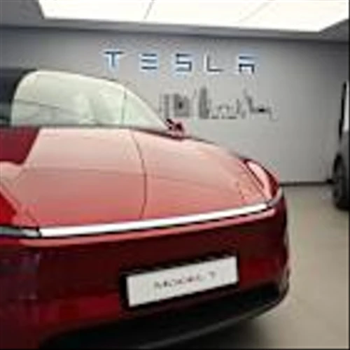 Tesla earnings: Robotaxi update, Elon Musk defends pay package