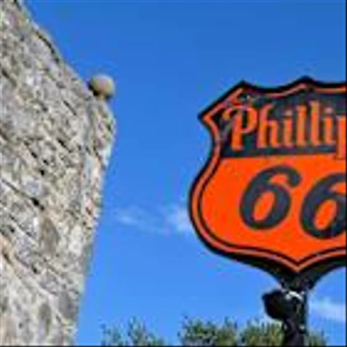 Is Phillips 66 Stock Underperforming the Nasdaq?
