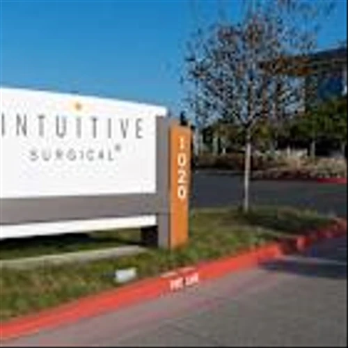 Intuitive Surgical Crushed Fourth-Quarter Forecasts. So Why Did Shares Dive?