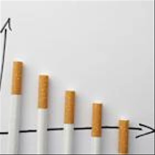 Altria (MO) Extends $3B Credit Line Amid Strong Dividend History