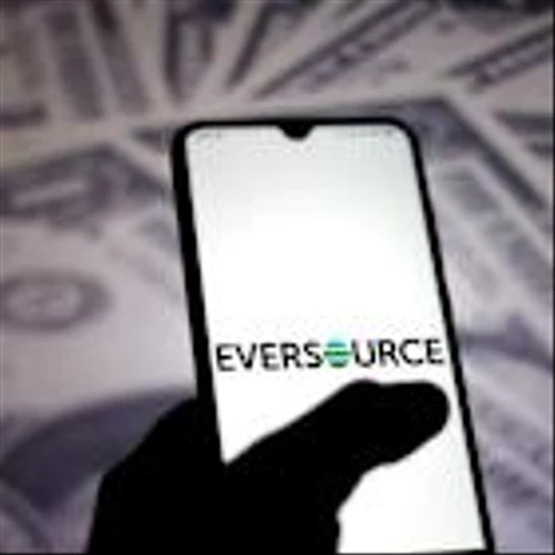 Eversource Energy Stock: Is ES Underperforming the Utilities Sector?