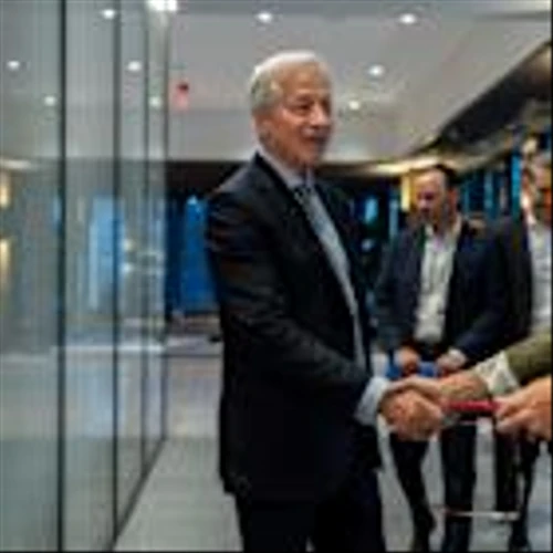 JPMorgan Chase to move into new Hudson's office building