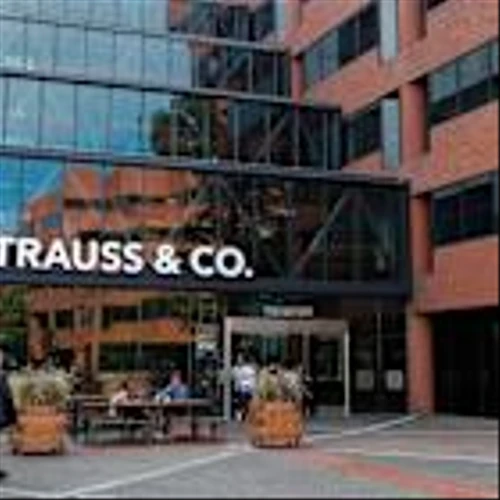 Levi Strauss logs 7% growth in Q3 revenue and lifts full-year outlook