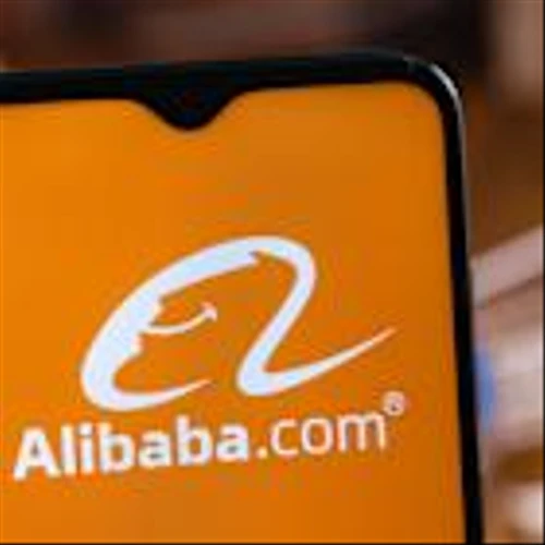 Can Alibaba Stock Overcome Weak Cloud Growth and Regulatory Pressure?