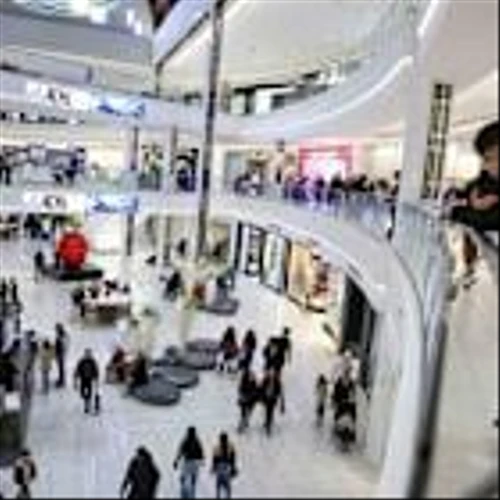 J.Jill Stock Tumbles as Sales Fall Short, Outlook Withdrawn on Uncertainty