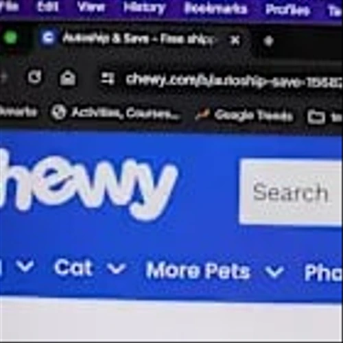 Chewy’s customer care AI tools reduce handle times, lower costs