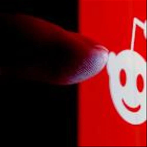 Reddit Stock Trades 42% Below Its 52-Week High: Buy, Sell or Hold?