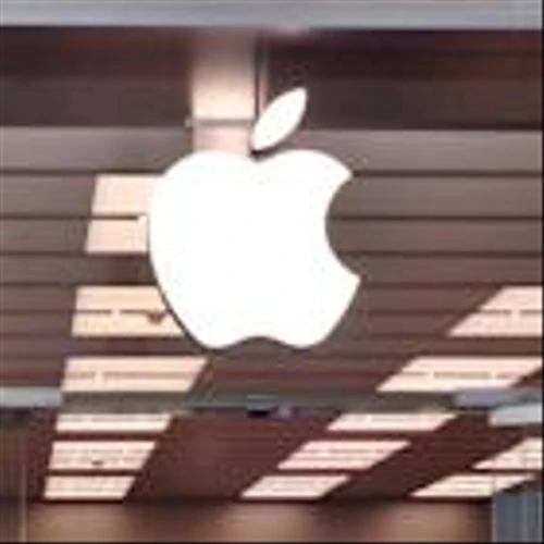 Apple (AAPL) Stock Upgraded to ‘Hold’ by Jefferies — But Analysts Still Cautious on AI