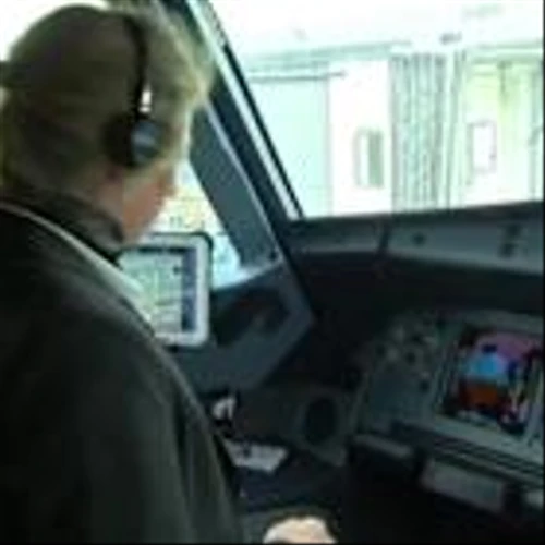 European airlines urge EU to delay green-fuel rules as oil prices bite