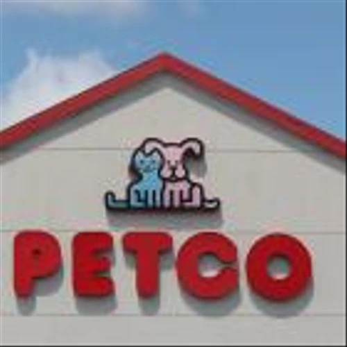Petco stock climbs higher on Q1 earnings, full-year guidance