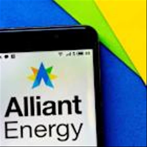 How Is Alliant Energy's Stock Performance Compared to Other Utilities Stocks?