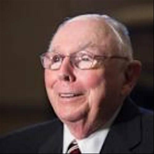 Charlie Munger Wasn't Jewish—But When a Struggling 17-Year-Old Neighbor Knocked With a Hebrew Bible, He Helped Him Build A $3 Billion Real Estate Empire