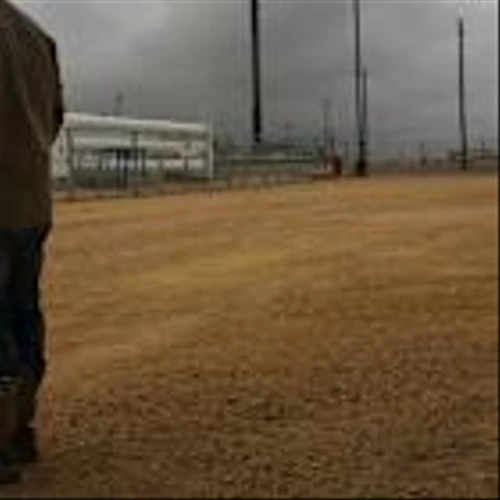 Natural Gas Prices Soar After Iran’s Attacks. 3 LNG Stocks to Watch.