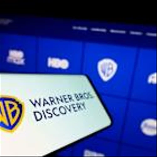 Is Warner Bros Discovery Stock a Buy Amid Reports of a Potential Paramount Bid?