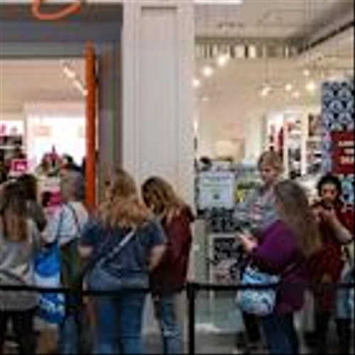 Vera Bradley to Sell Pura Vida, Restructure Amid Sales Decline