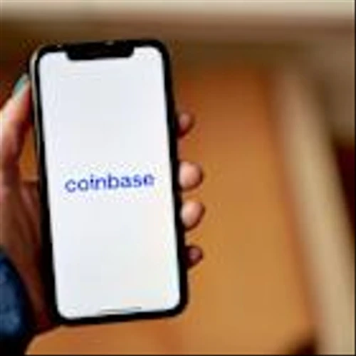 Coinbase Shares Head for Worst Quarter Since FTX Collapse as Crypto Slumps